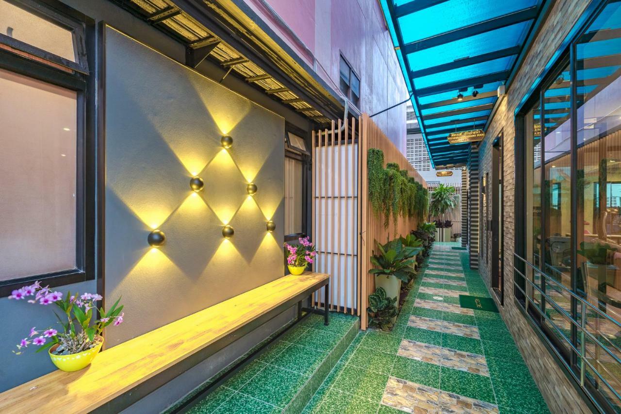 Penyos Residence Bangkok Extérieur photo
