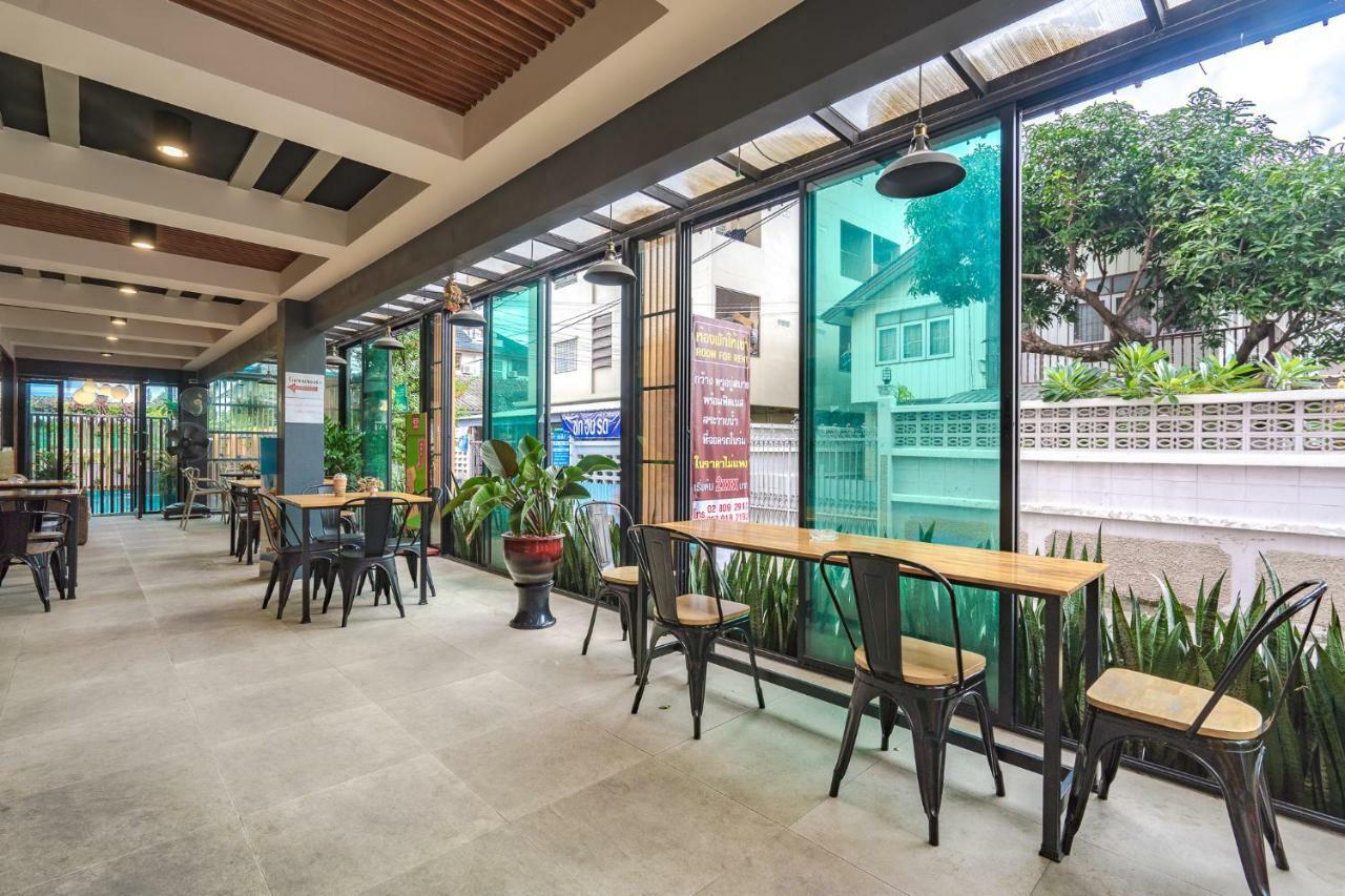 Penyos Residence Bangkok Extérieur photo